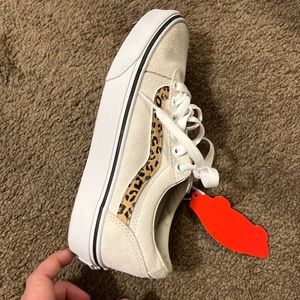 NWT Vans Ward Old Skool Womens Size 6 Cheetah Low Skate Sneaker Shoes